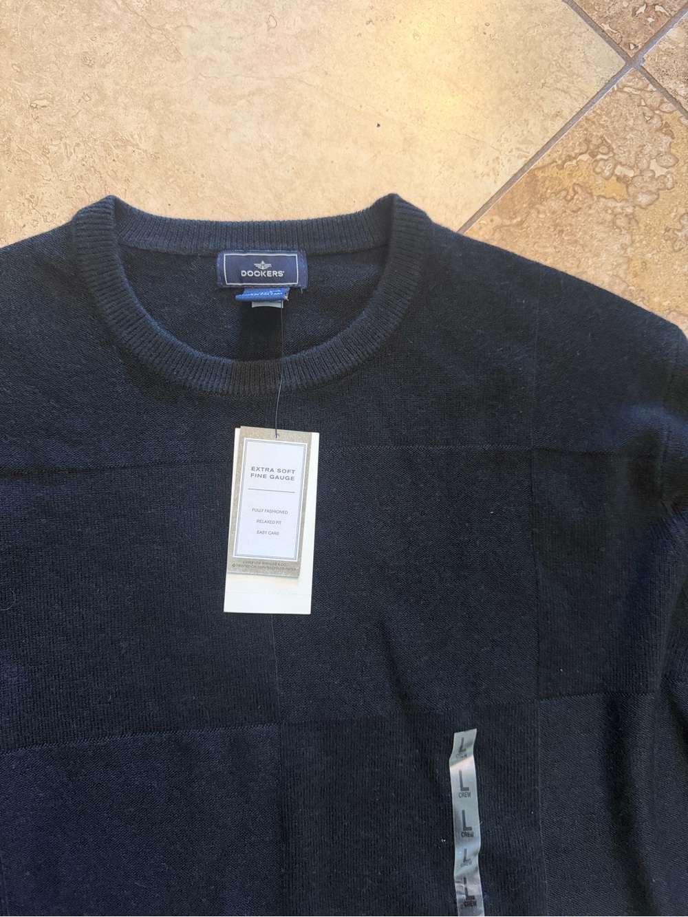 Dockers Men’s Black Crewneck Lightweight Sweater